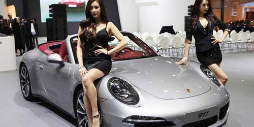 Model Seksi Korea di Seoul Motor Show 2013