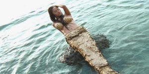 Cuplikan Adegan Hot Di Film 