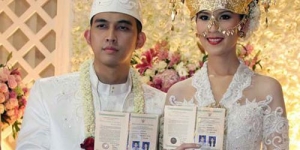 Foto Perikahan Naga 'Lyla' dan Feby