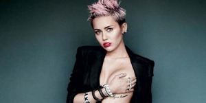 Miley Cyrus Topless di V Magazine
