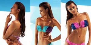 Model Rusia, Irina Shayk Tampil Seksi Dengan Bikini Beach Bunny