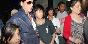 Shahrukh Khan dan Keluarganya
