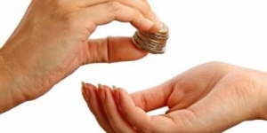 3 Tips Beramal Tanpa Ganggu Keuangan