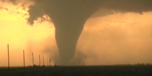 Badai Tornado di Amerika Hisap 80 Kuda & Tewaskan 179 Warga