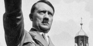 Dalam Rekam Medis Tertulis Adolf Hitler Menderita Gangguan Kentut