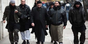 Islam Jadi Agama Dominan di Inggris Dalam 10 Tahun Ke Depan