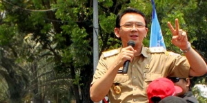 Jakarta Banjir, Ahok Sibuk Cari Batu & Pasir