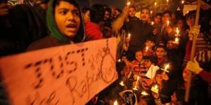 Kasus Perkosaan oleh 6 Pria Dalam Bus Hebohkan India