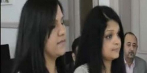 Takut Dibunuh, Pasangan Lesbian Muslim Pakistan Menikah di Inggris