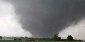 Video Tornado Dahsyat Melanda Oklahoma Amerika