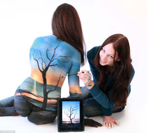 Body Painting Art Mengubah Manusia Menjadi Kanvas Hidup Body Painting Art Mengubah Manusia Menjadi Kanvas Hidup