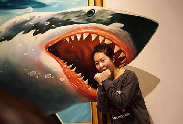 Awas Hiu Keren : Pameran Lukisan 3D di Tianjin, China Awas Hiu Keren : Pameran Lukisan 3D di Tianjin, China