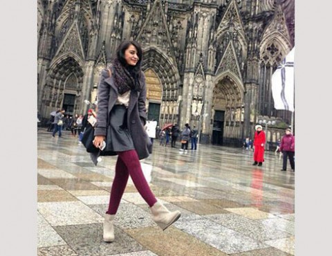 Cerita Mesum Bugil Habis Istri Ayu | Cerita Seks Indo
