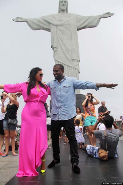 Kim Kardashian dan Kanye West di Rio De Janeiro