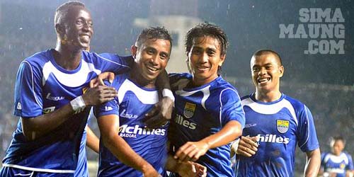 15 Sriwijaya FC Menjadi Lawan Pertama Persing Bandung Di ISL 2014 15 Sriwijaya FC Menjadi Lawan Pertama Persing Bandung Di ISL 2014