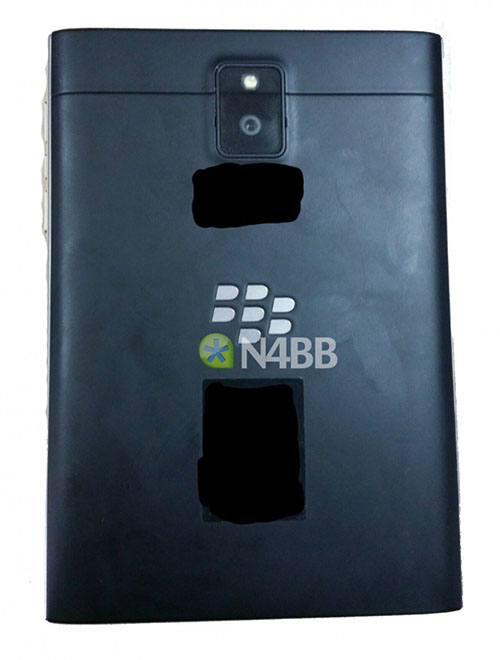 BlackBerry Windermere Q30