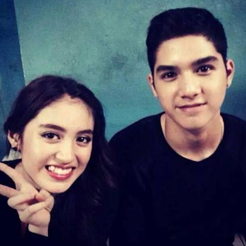 Foto kedekatan Al dan Nabilah JKT48