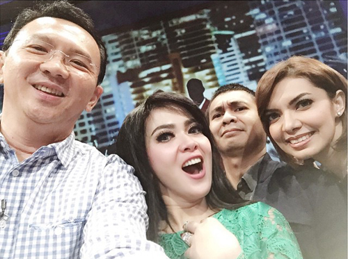 ahok, syahrini, Raditya Dika, Najwa Shihab selfie