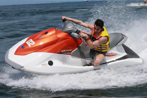 Marc Marquez di bali jetski keren