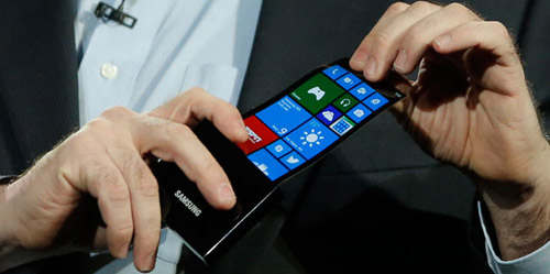 Tahun Depan Samsung Rilis Smartphone Layar Fleksibel?