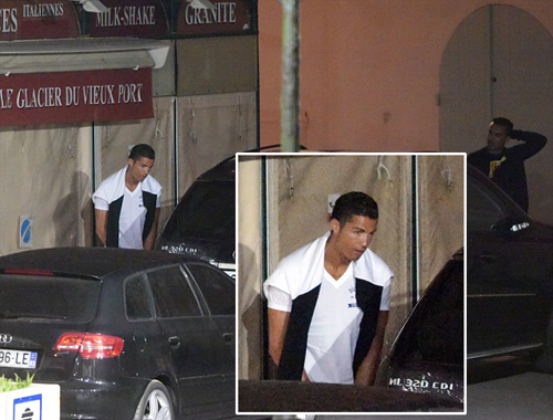 Pada foto itu Anda akan menyaksikan pemandangan tak biasa dari sang ...