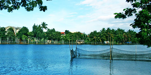 Danau Ajaib Berubah Warna di Tangerang Dipercaya Sembuhkan Penyakit