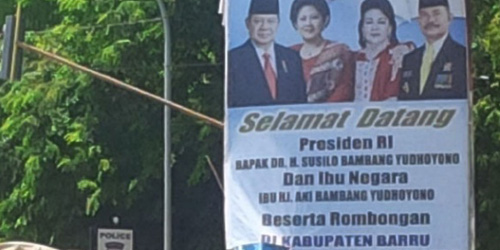 Ngelindur? Jokowi yang Datang Disambut Spanduk Gambar SBY