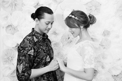 Melody Prima Resmi Bertunangan