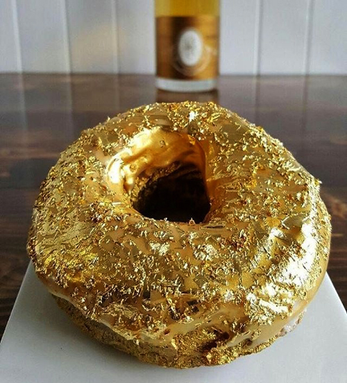 Golden Cristal Ube Doughnut @Instagram.com/manilasocialclub