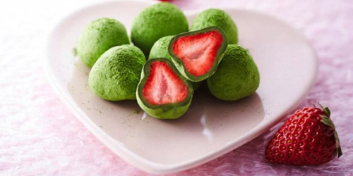 Ochame, Stroberi Berbalut Cokelat Teh Hijau Super Lezat