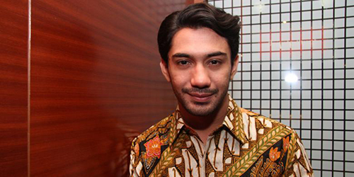 Reza Rahadian Dapat Honor Rp 500 Juta di Film Rudy Habibie?