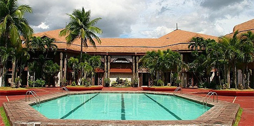 Unik, Istana Wapres Filipina Terbuat dari Pohon Kelapa
