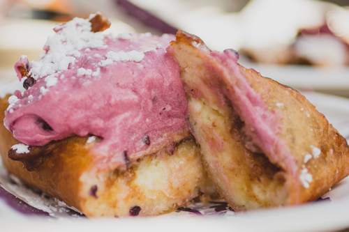 Cheesecake buatan Knott's Berry Farm @foodbeast.com