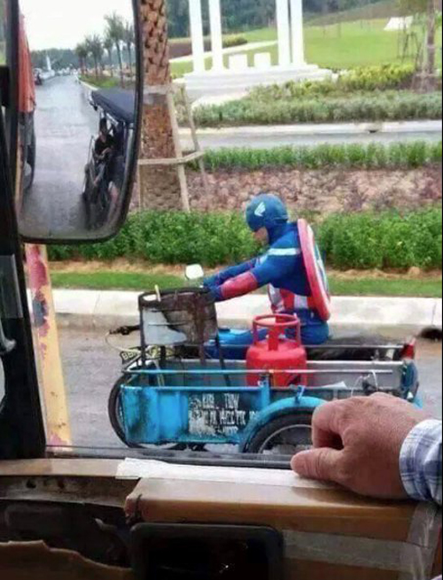 Captain America antar elpiji @twitter.com/ERA_fm