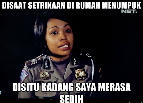 Disaat setrikaan di rumah menumpuk