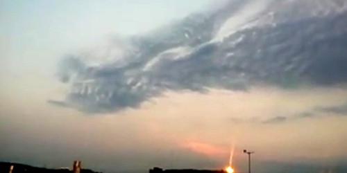 Awan Bentuk Naga Raksasa Hebohkan Tiongkok