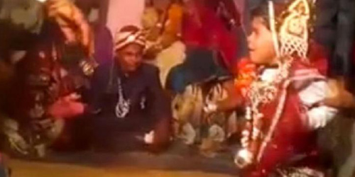 Gadis Cilik 5 Tahun di India Menangis Sedih Dipaksa Menikah
