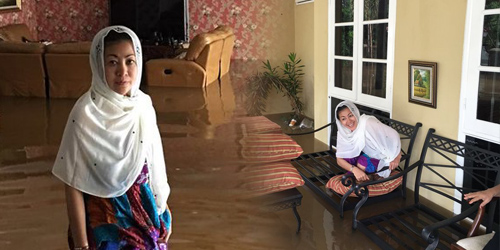 Rumah Wanita Emas Kebanjiran, Bingung Mercy-nya Terendam