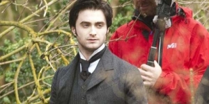 Bintangi Film 'The Woman in Black' Daniel Radcliffe Buang Imej 'Harry Potter' 