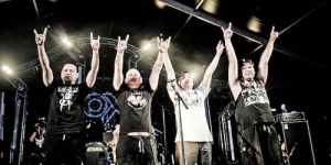 Burgerkill Raih Penghargaan Metalhammer Golden Gods Awards 2013