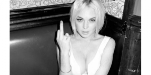 Hugh Hefner Tak Suka Pose Bugil Lindsay Lohan di Playboy
