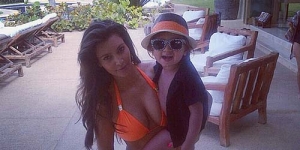 Kim Kardashian Pamer Foto Bikini Seksi Ketika di Meksiko di Instagram