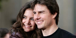 Tom Cruise Tinggalkan Scientology Demi Katie Holmes ?
