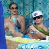 Jennifer Lopez Tampak Mesra Dengan Pacar Barunya Casper Smart di Hawaii