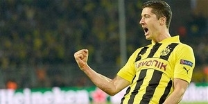 Gaji Naik, Lewandowski Bertahan di Borussia Dortmund