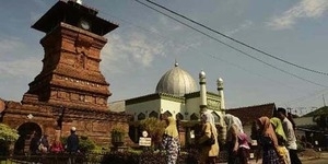 6 Masjid Berusia Ratusan Tahun di Indonesia