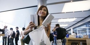 Cek Daftar Harga iPhone Terbaru 2013
