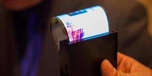 (Video) Uji Coba Ketahanan, Smartphone Layar Fleksibel Tidak Bisa Pecah