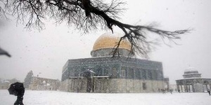 Yerusalem Dilanda Badai Salju