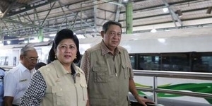 Kunjungi Korban Letusan Gunung Kelud, SBY Naik Kereta Api ke Madiun